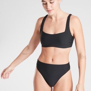 Athleta Bra cup square bikini top 38 D/DD